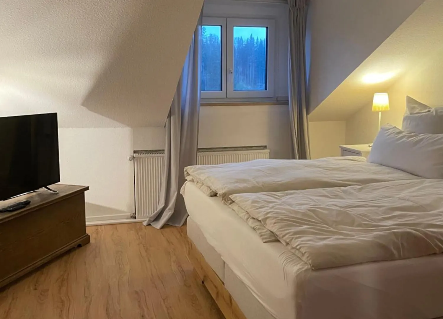 Albis-Winkel Ferienapartments 苏尔茨贝格